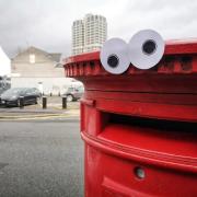 Googly eyes have transformed inanimate objects on Swindon's streets, thanks to photographer Pearl Lucia Barcoe