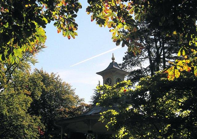 In the picture with our readers as they snap photos around the Wiltshire area.
A plane passing over Town Gardens in the Autumn sunshine
Picture: ROB MOORE