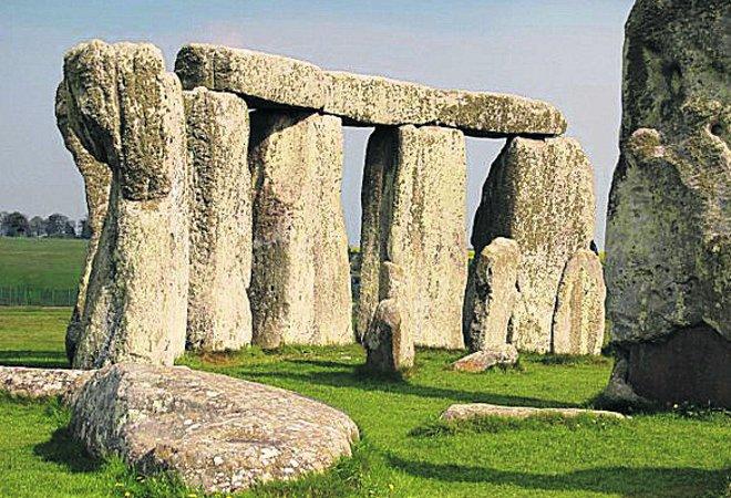 In the picture with our readers as they snap photos around the Wiltshire area.
Stonehenge in the sun
Picture: Maurice Card