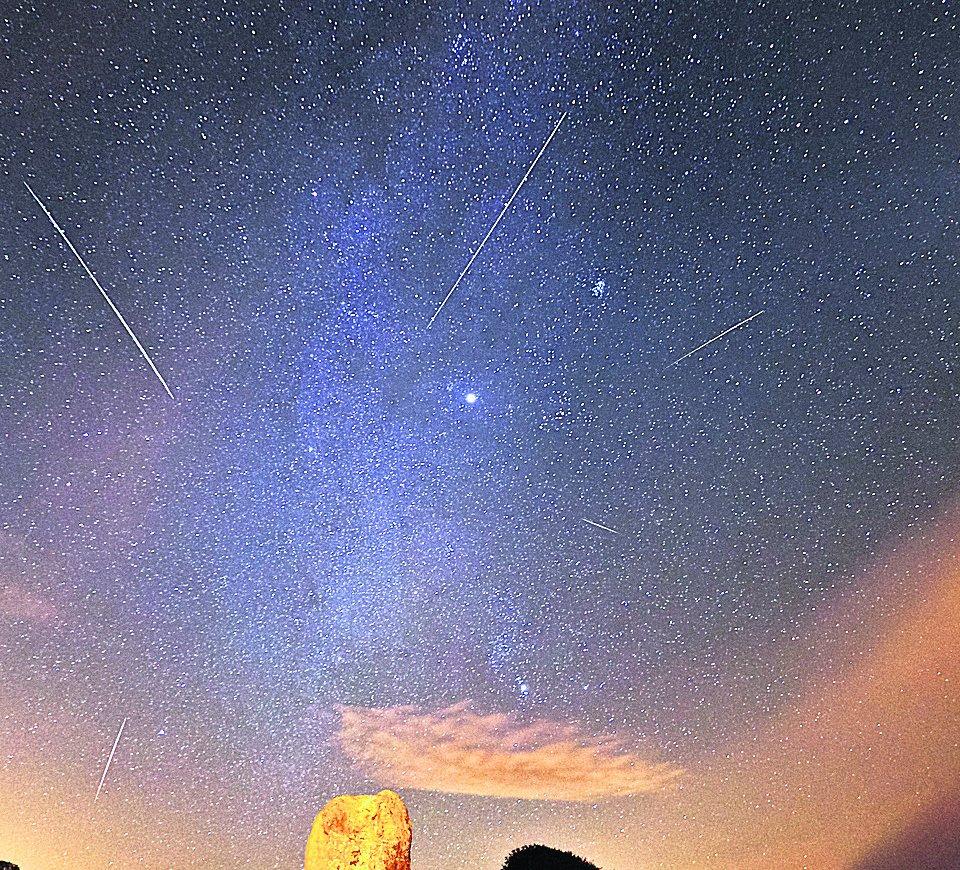 In the picture with our readers as they snap photos around the Wiltshire area.
Orionid meteor shower
Picture: www.
renphotography.co.uk