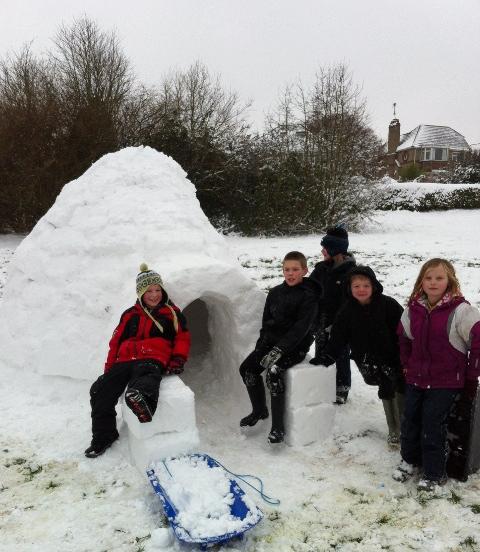 Local children made this igloo on the Lawns Park  - Molly & Emily Tucker, James & Freddie White, Maya Matschey, Sam Williams and Duncan Clarke
