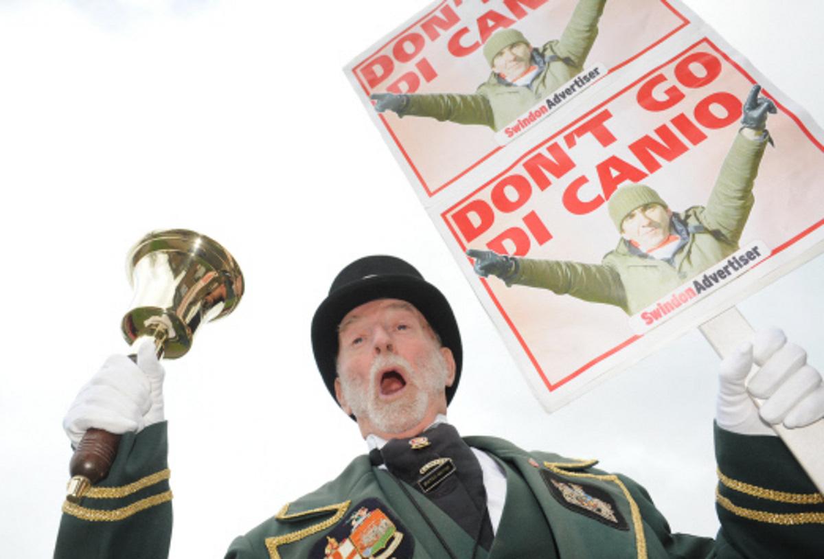 Fred 2013: Town Crier Fred Ferris says Don't Go Di Canio.