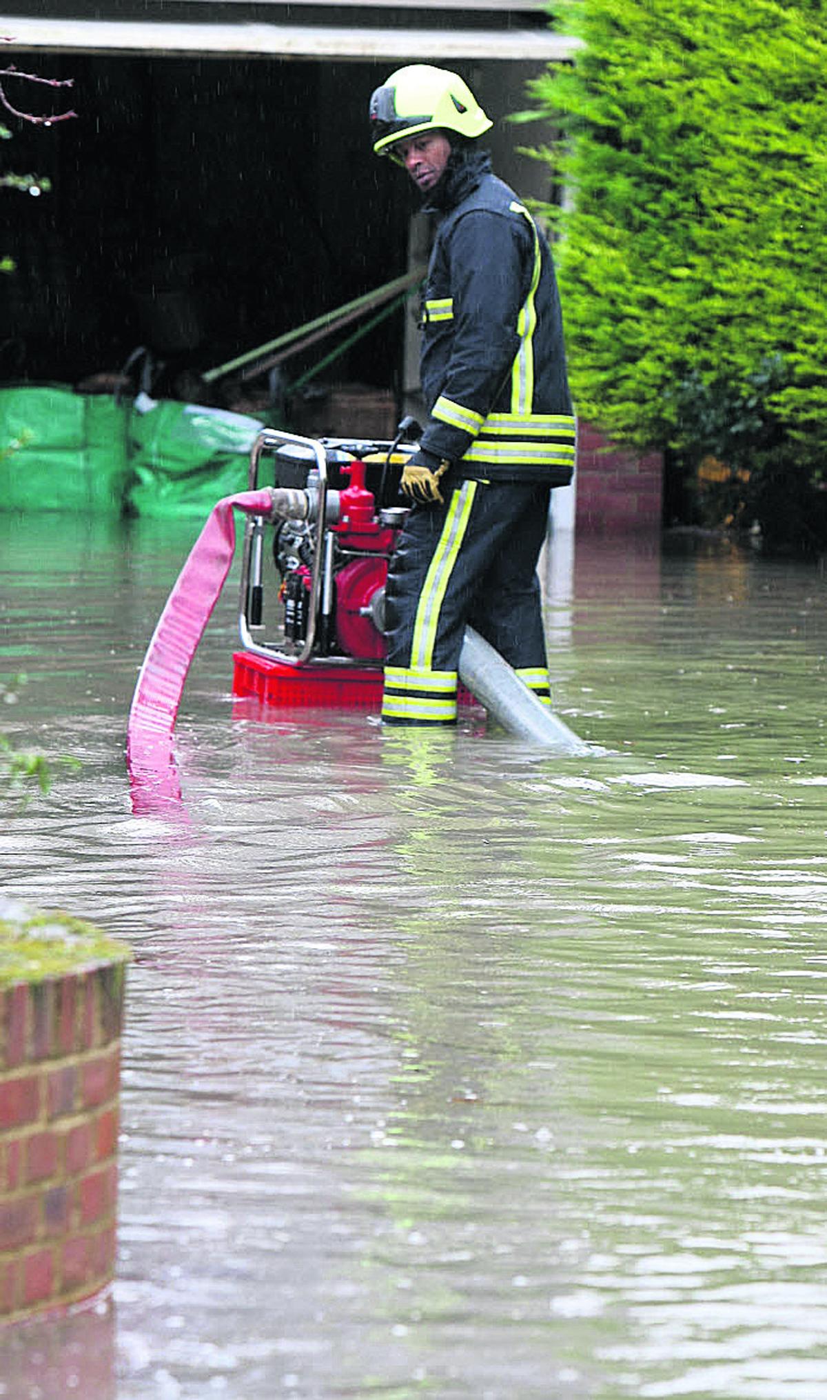 Fierce winds and flooding cause chaos in Swindon and surrounding area