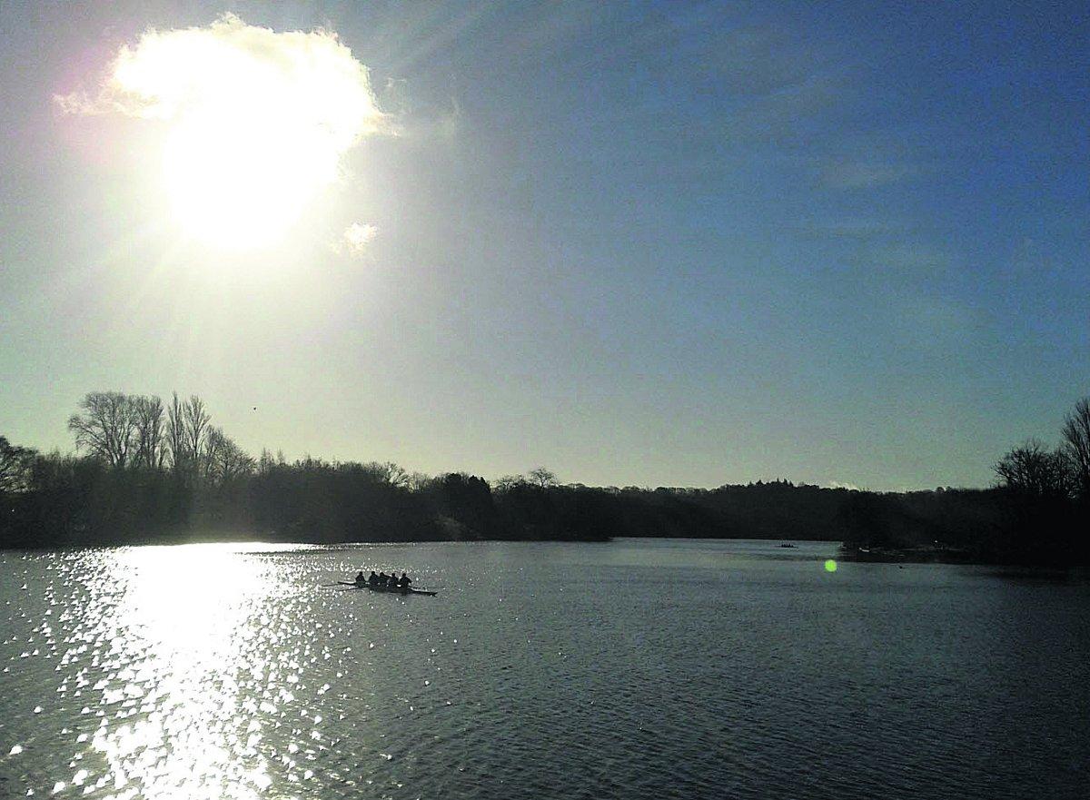 Swiindon Advertiser readers photographs
Coate Water at 10.30am recently
Picture: Jason Beresford