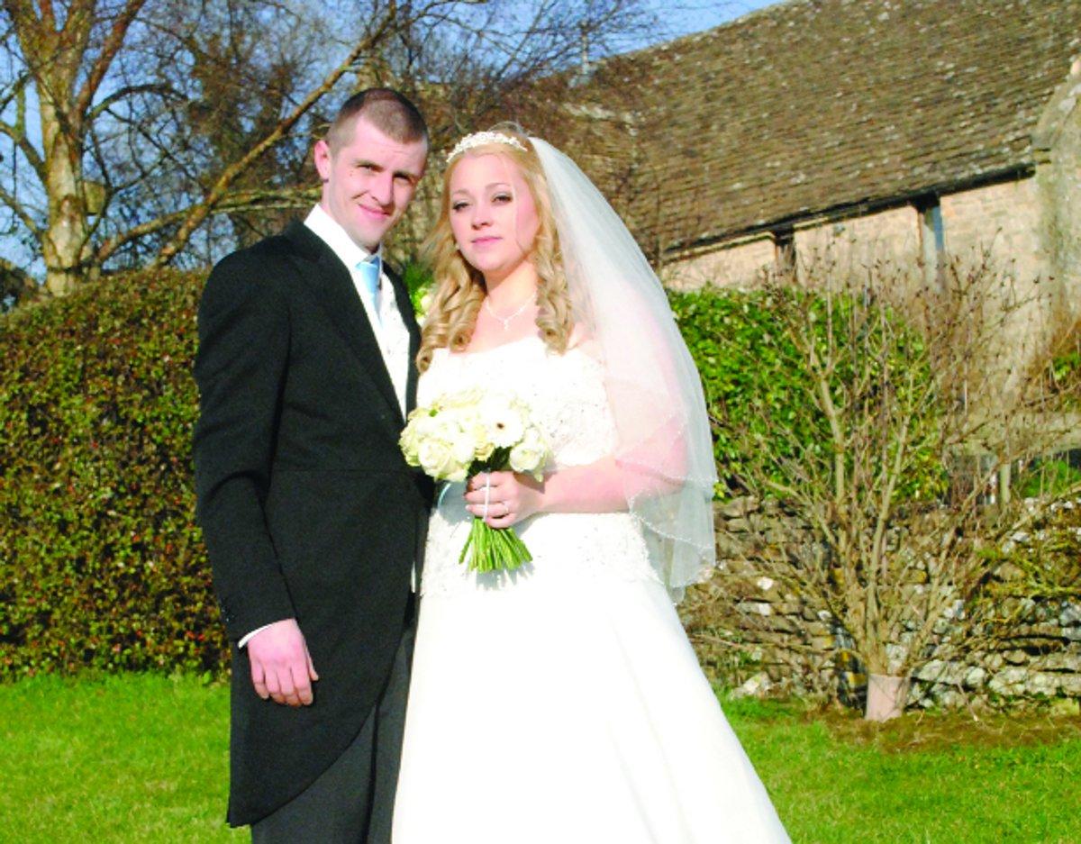 Send us your pictures to pcole@swindonadvertiser.co.uk
n Hannah Lewis and James Goulstone were married at St Christopher’s Church   	              Picture: A1 Photogenics