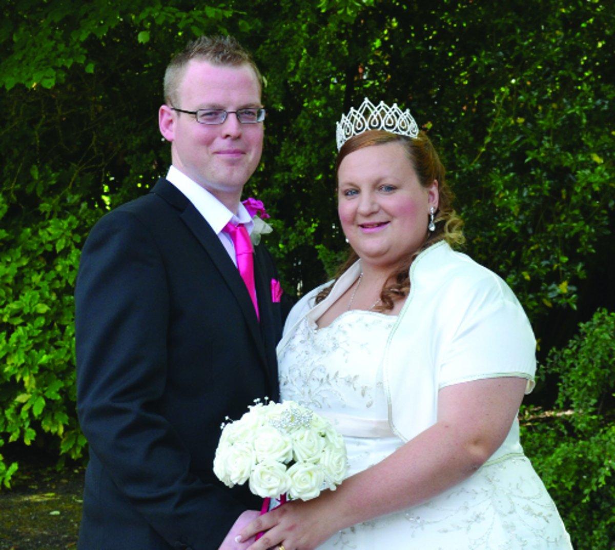 Send us your pictures to pcole@swindonadvertiser.co.uk
Nathan Miles and Teri Browne were married at Swindon Register Office  
Picture: A1 Photogenics