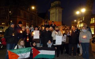 Peace protesters mount a vigil for Gaza