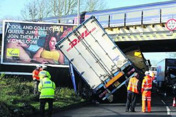 A DHL lorry hit the Wootton Road Bridge on December 9, 2011