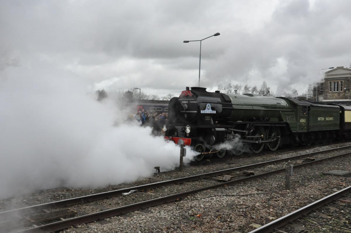 Ken Mumford pictured the St David special service being pulled through Swindon today by Tornado