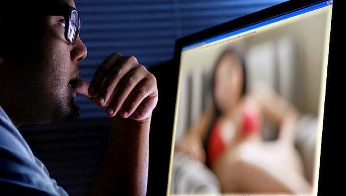 Police see rise in sextortion and phishing scams during lockdown ...