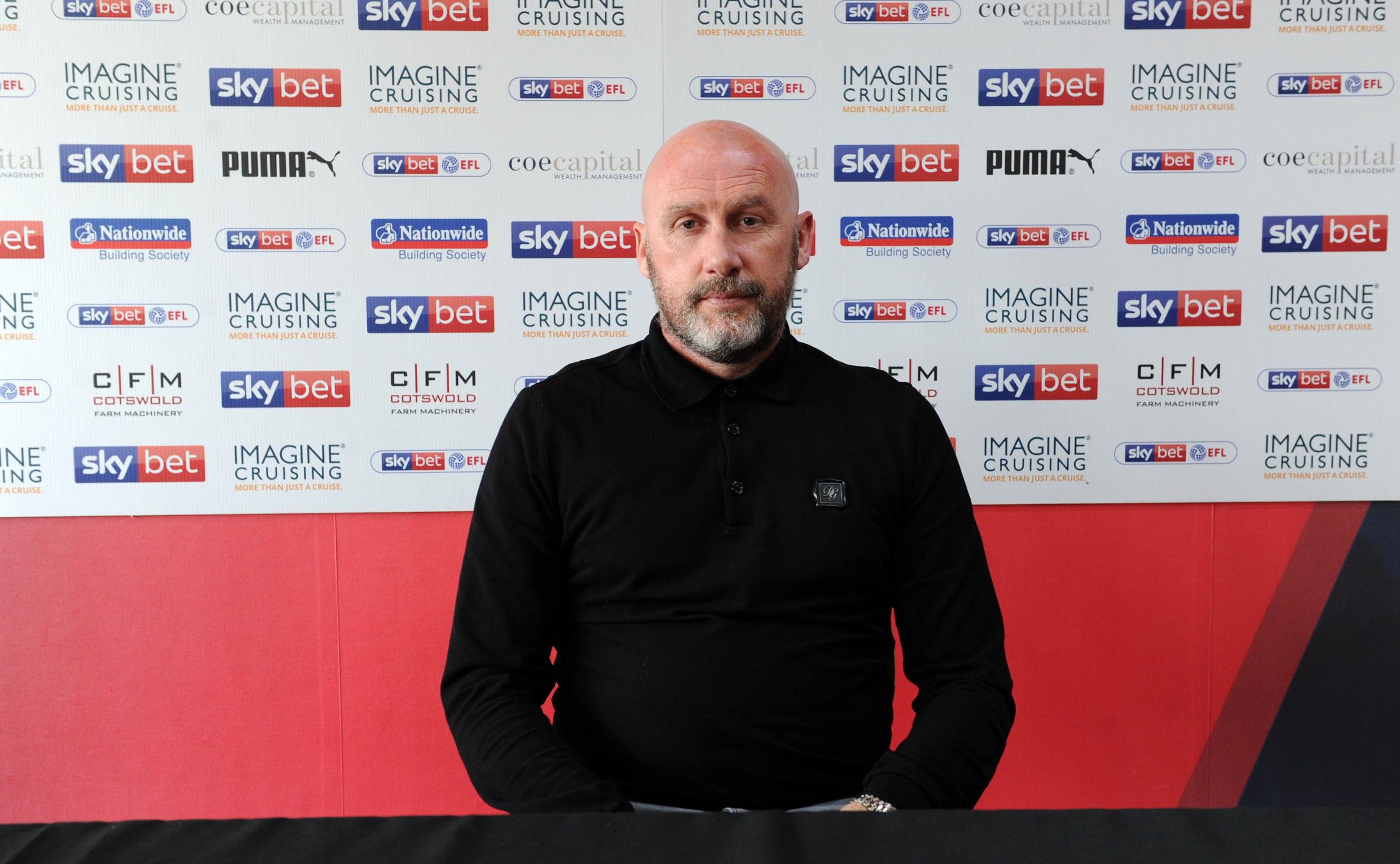 Swindon Town manager John McGreal issues message to supporters | Swindon  Advertiser