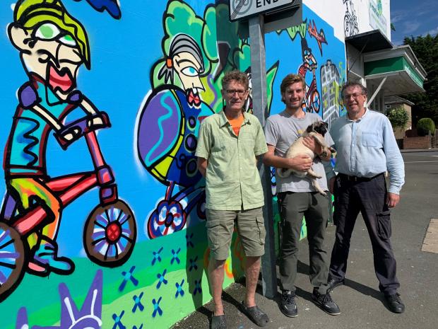 Swindon advertiser: mural celebrating Swindon painted on the wall of the e-bike shop