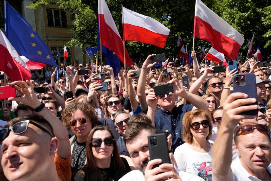 Poland opposition party leads anti-government march