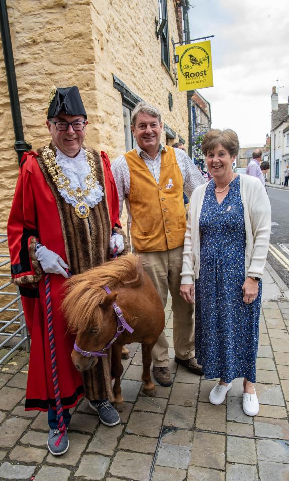 Swindon Advertiser: Malmesbury town mayor Gavin Grant, Beanstalk the Shetland pony, author Charlie P. Brooks and bookshop owner Amanda Wallis Swindon Advertiser: Malmesbury town mayor Gavin Grant, Beanstalk the Shetland pony, author Charlie P. Brooks and bookshop owner Amanda Wallis