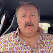 Comedian Mike Bubbins slams Swindon in a video posted on Twitter.