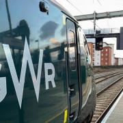 Incident causes delays between Gloucester and Swindon