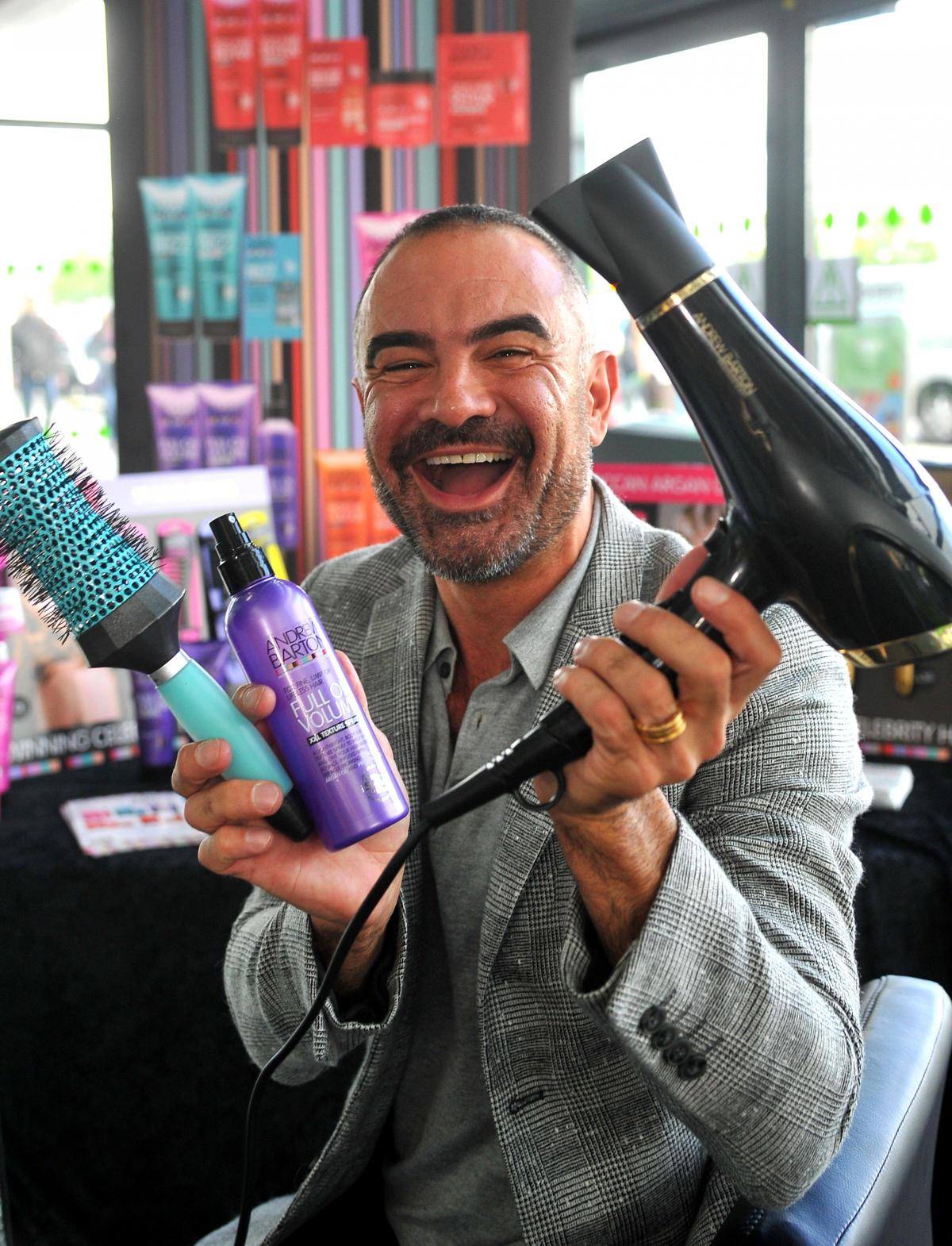 Celebrity hairdresser gives supermarket shoppers red carpet glamour |  Swindon Advertiser