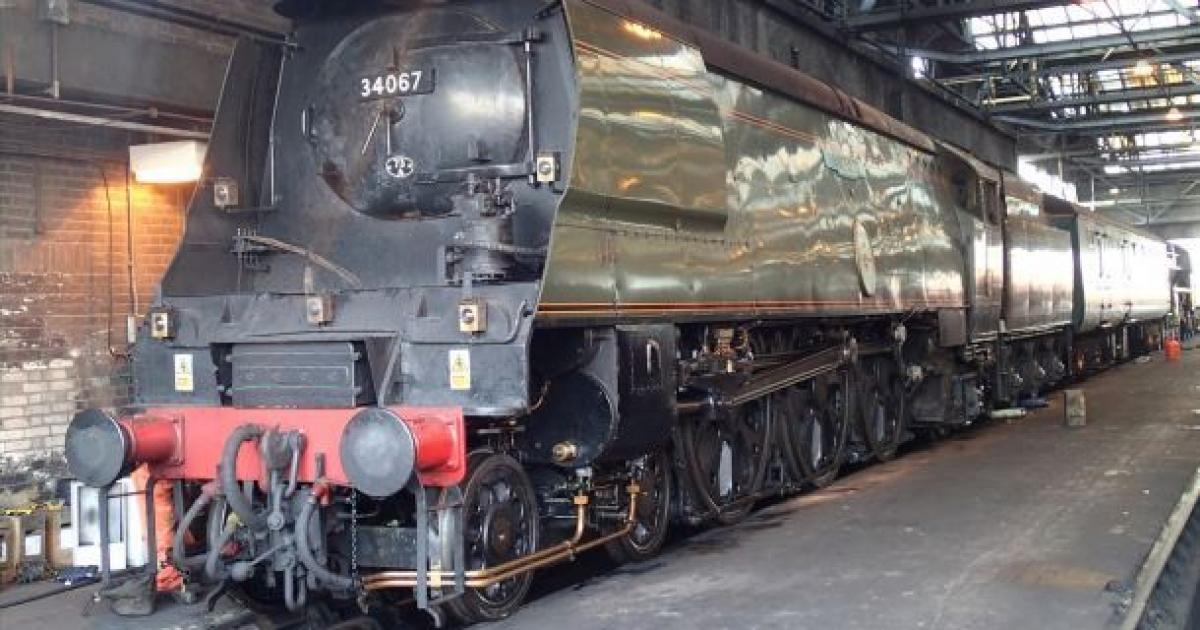 Railway company's Â£264k bill as steam train driver blamed for 'near miss' |  Swindon Advertiser